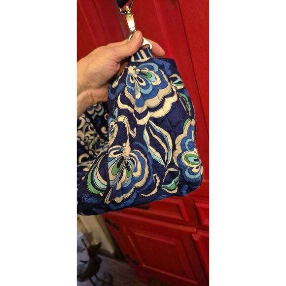 Vera Bradley Mediterranean Blue L Traveler Duffle Bag Weekender Carry Overnight - Picture 3 of 8